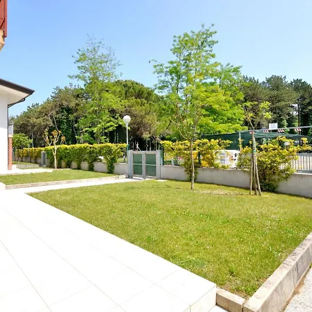 Villaggio Delfino-2 By Interhome