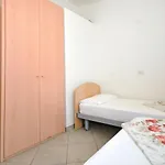 Villaggio Delfino-2 By Interhome ביביונה